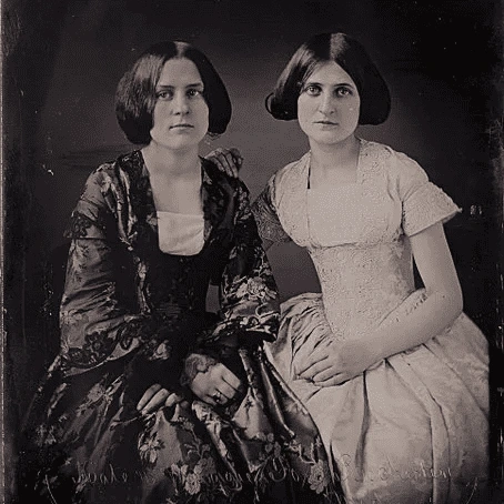 Kate and Margaret Fox
